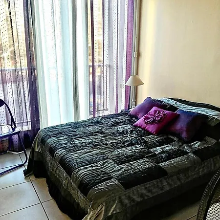 Facing The Sea شقة