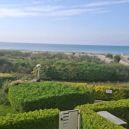 شقة Facing The Sea لا غراند موت